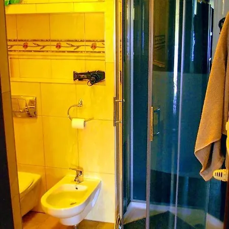 Apartment Piekne Mieszkanie 20 Min Od Centrum Warszawy Parzniew